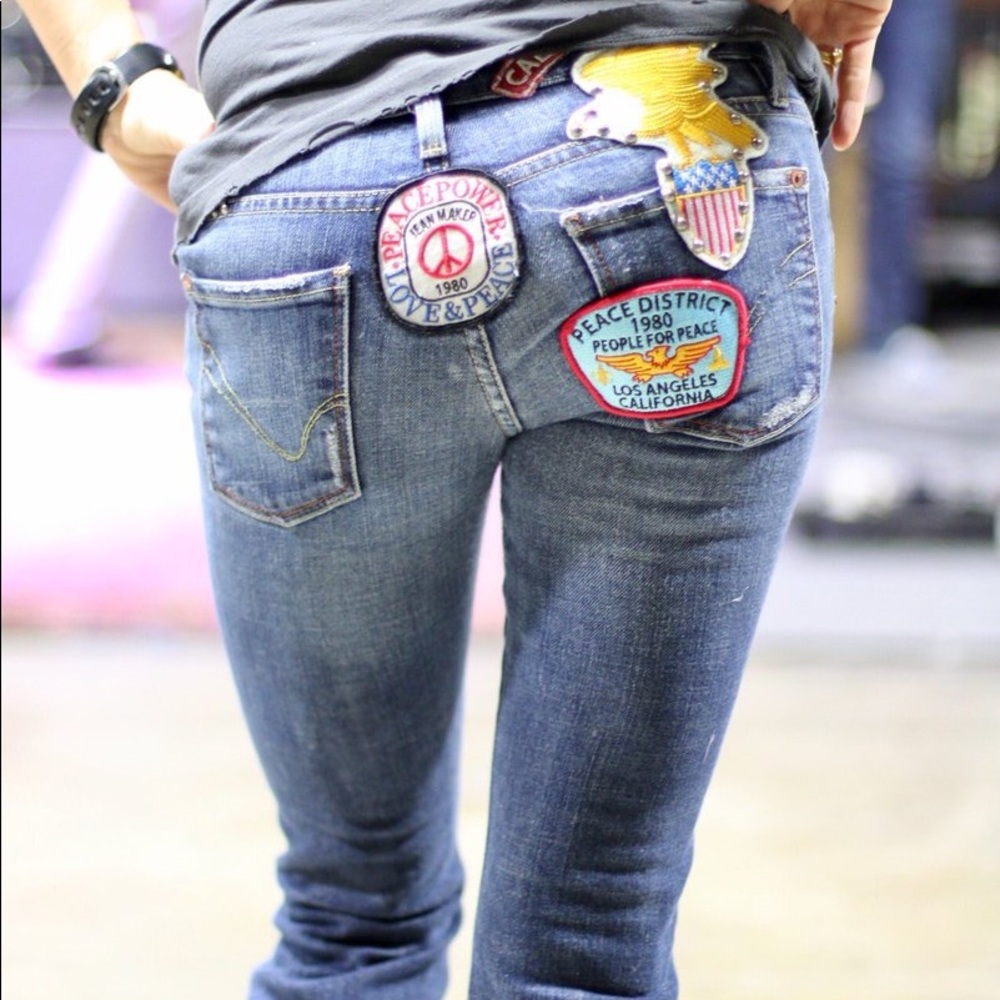 People 4 Peace Jeans Worn by Sheryl Crowe in cover